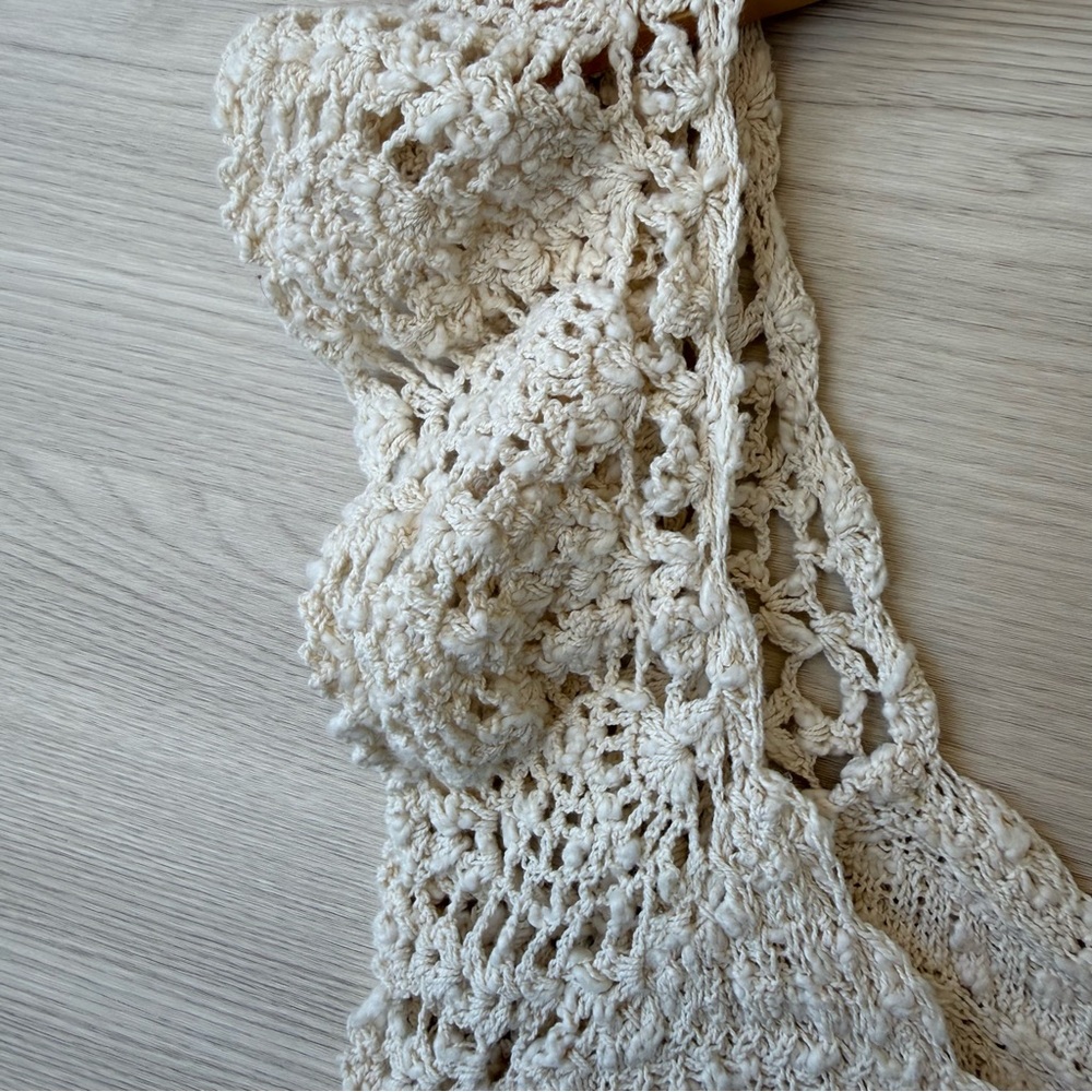 Rails Cream Crochet Ruffle Tank Top - Picture 3 of 9